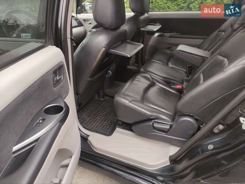 Минивэн Mitsubishi Grandis 2005 в Звягеле фото 23 Минивэн Mitsubishi Grandis 2005 в Звягеле