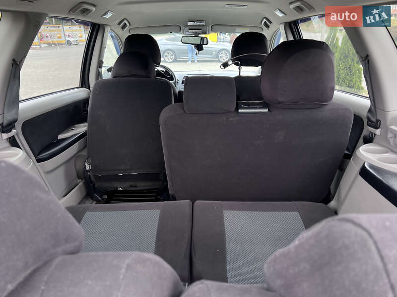 Мінівен Mitsubishi Grandis 2008 в Чернівцях