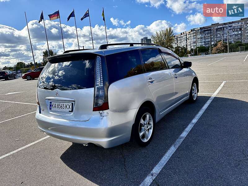 Минивэн Mitsubishi Grandis 2005 в Киеве фото 8 Минивэн Mitsubishi Grandis 2005 в Киеве