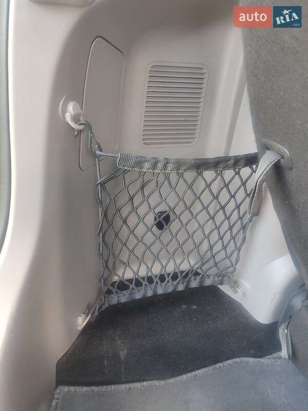 Минивэн Mitsubishi Grandis 2007 в Калуше