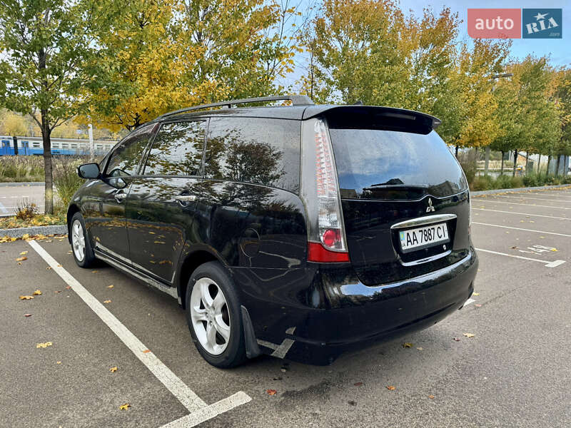 Мінівен Mitsubishi Grandis 2007 в Києві фото 18 Мінівен Mitsubishi Grandis 2007 в Києві