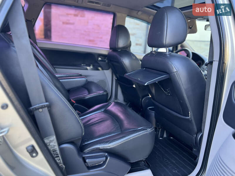 Мінівен Mitsubishi Grandis 2007 в Жовкві