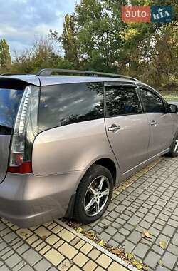 Минивэн Mitsubishi Grandis 2006 в  фото 6 Минивэн Mitsubishi Grandis 2006 в