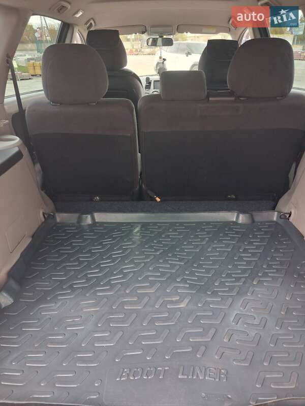 Мінівен Mitsubishi Grandis 2006 в Первомайську фото 13 Мінівен Mitsubishi Grandis 2006 в Первомайську