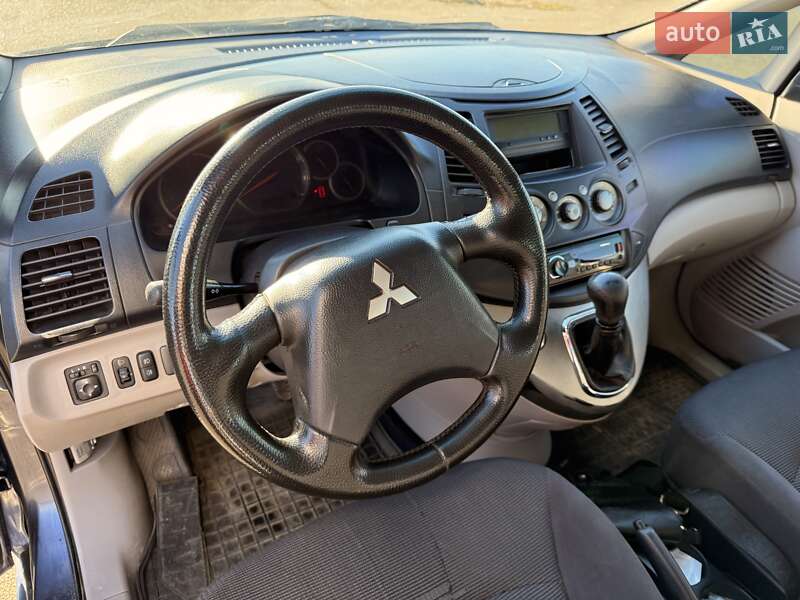 Минивэн Mitsubishi Grandis 2006 в Одессе фото 13 Минивэн Mitsubishi Grandis 2006 в Одессе