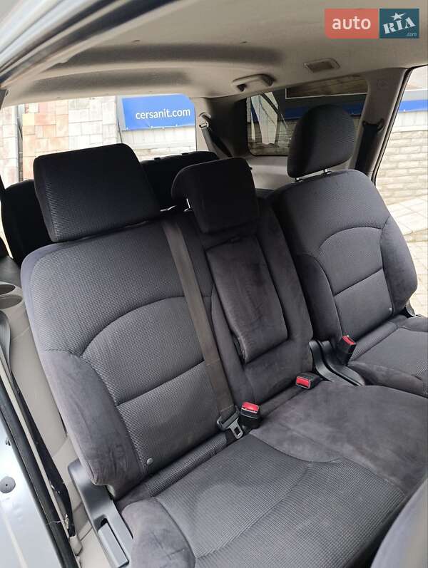 Минивэн Mitsubishi Grandis 2006 в Хмельнике фото 12 Минивэн Mitsubishi Grandis 2006 в Хмельнике