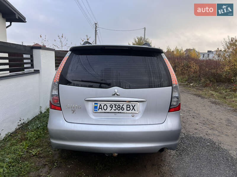 Минивэн Mitsubishi Grandis 2005 в Ужгороде фото 3 Минивэн Mitsubishi Grandis 2005 в Ужгороде