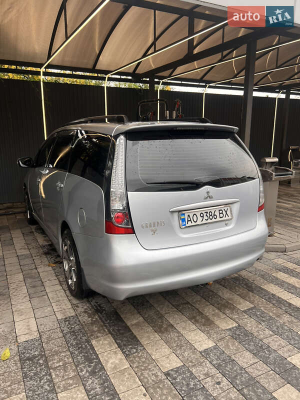 Минивэн Mitsubishi Grandis 2005 в Ужгороде фото 9 Минивэн Mitsubishi Grandis 2005 в Ужгороде