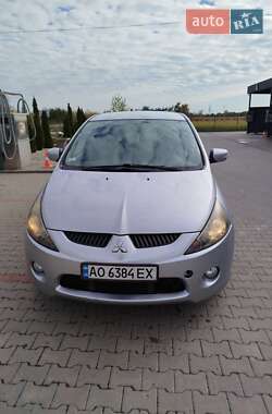 Минивэн Mitsubishi Grandis 2006 в Мукачево