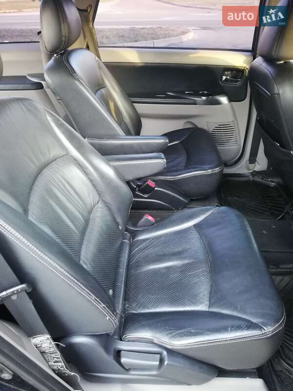 Мінівен Mitsubishi Grandis 2006 в Києві фото 7 Мінівен Mitsubishi Grandis 2006 в Києві