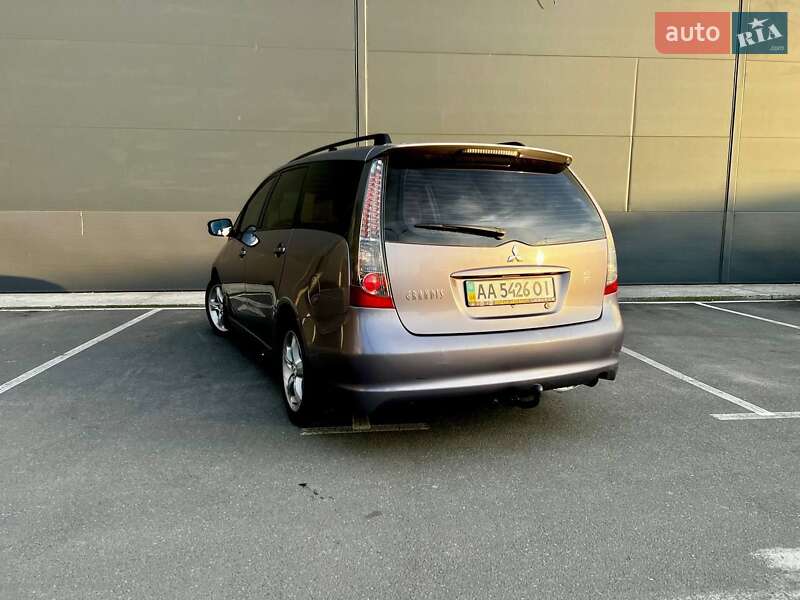 Минивэн Mitsubishi Grandis 2004 в Борисполе фото 6 Минивэн Mitsubishi Grandis 2004 в Борисполе