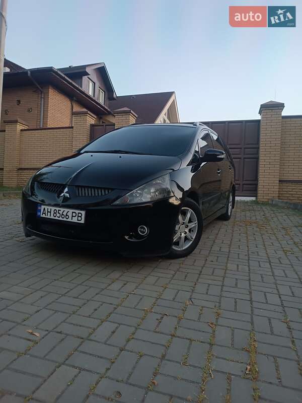Mitsubishi Grandis 2005 Mitsubishi Grandis 2005