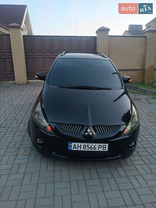 Минивэн Mitsubishi Grandis 2005 в Ровно фото 10 Минивэн Mitsubishi Grandis 2005 в Ровно