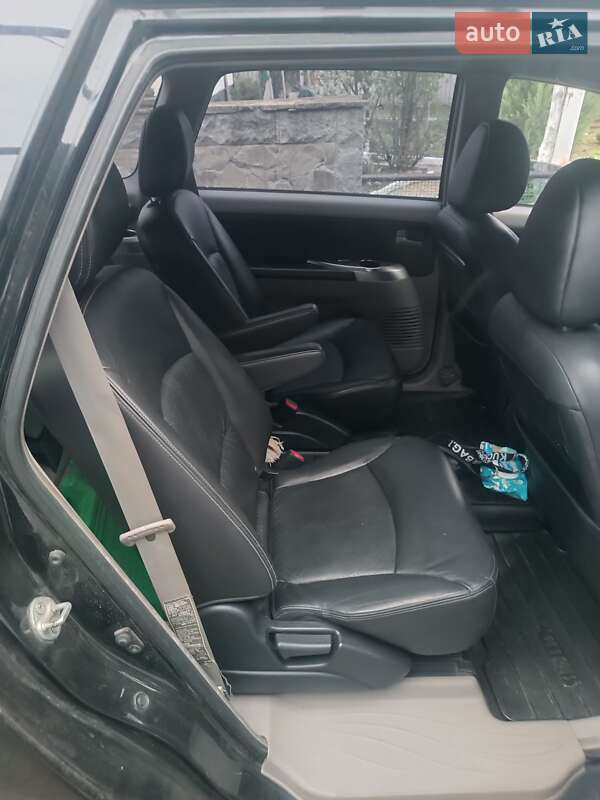 Минивэн Mitsubishi Grandis 2005 в Ровно фото 29 Минивэн Mitsubishi Grandis 2005 в Ровно