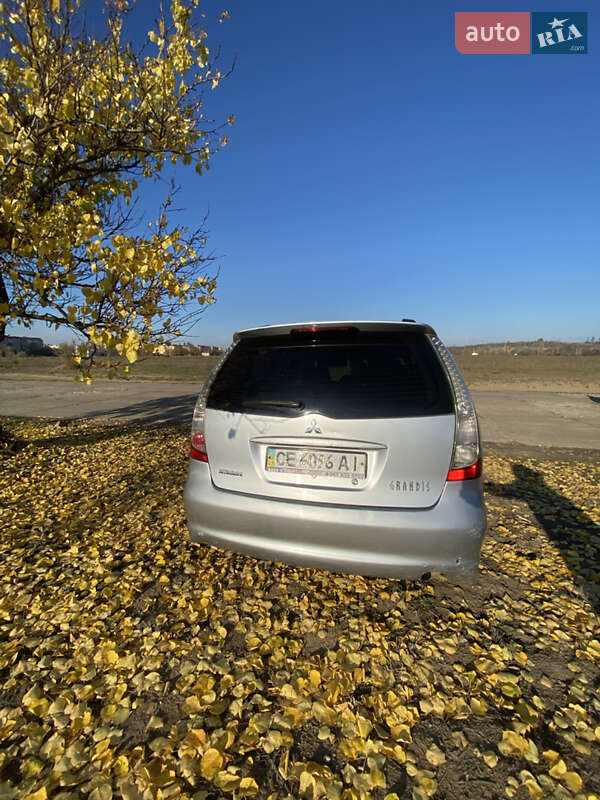 Минивэн Mitsubishi Grandis 2007 в Покрове