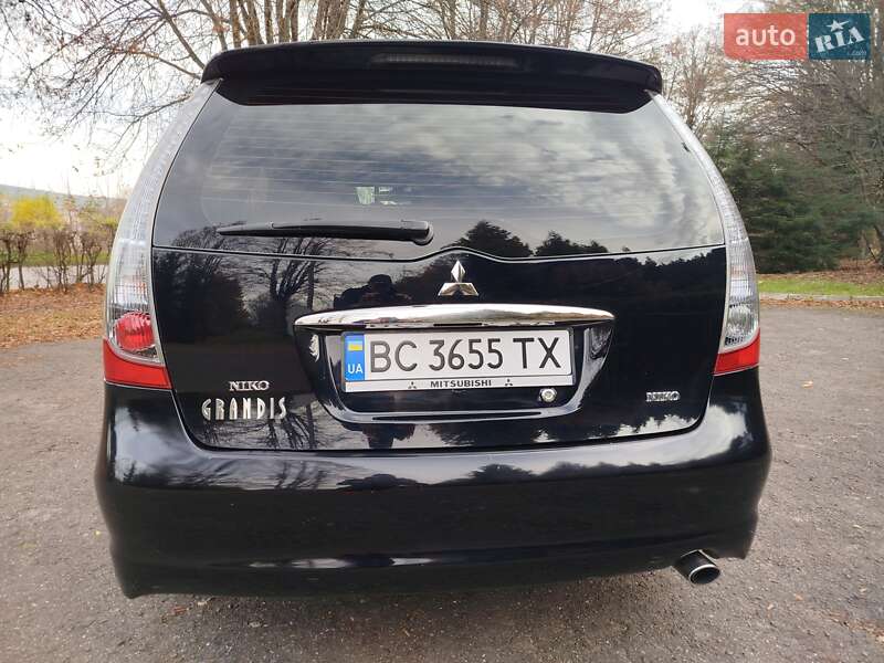 Минивэн Mitsubishi Grandis 2007 в Перемышлянах фото 5 Минивэн Mitsubishi Grandis 2007 в Перемышлянах