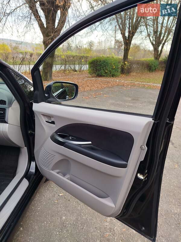 Минивэн Mitsubishi Grandis 2007 в Перемышлянах фото 22 Минивэн Mitsubishi Grandis 2007 в Перемышлянах