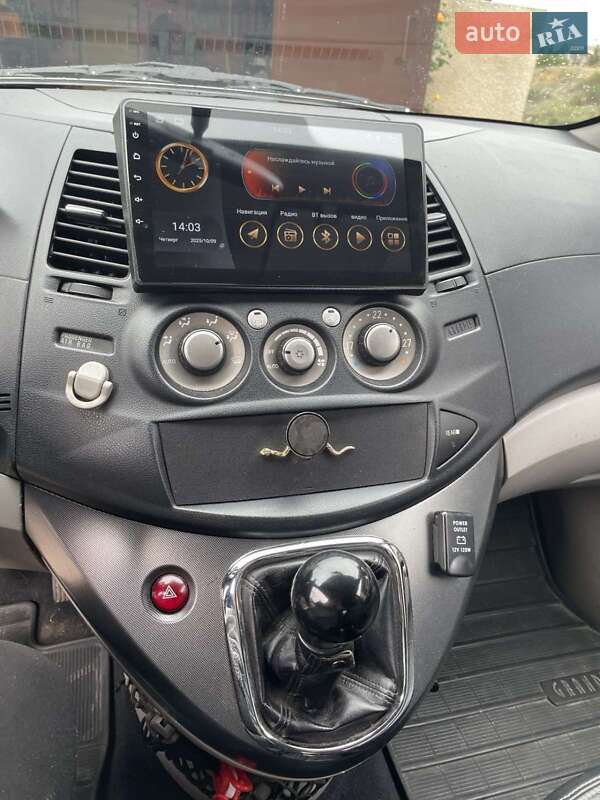 Минивэн Mitsubishi Grandis 2006 в Одессе