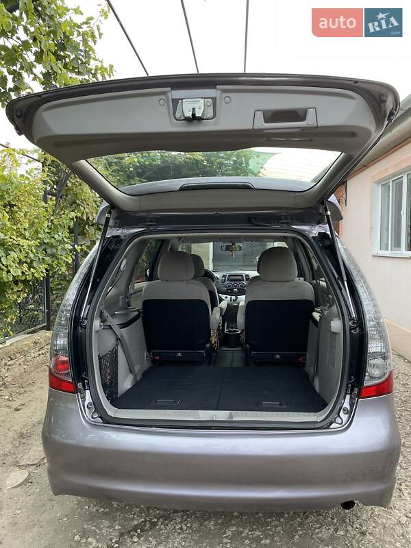 Мінівен Mitsubishi Grandis 2005 в Великій Михайлівці фото 14 Мінівен Mitsubishi Grandis 2005 в Великій Михайлівці