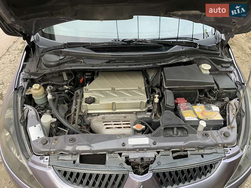 Мінівен Mitsubishi Grandis 2005 в Великій Михайлівці фото 13 Мінівен Mitsubishi Grandis 2005 в Великій Михайлівці