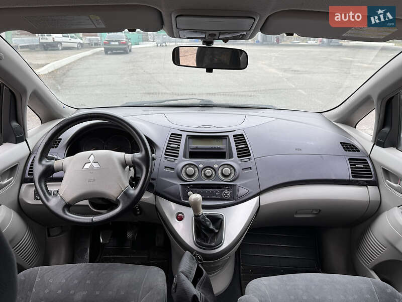 Минивэн Mitsubishi Grandis 2004 в Запорожье
