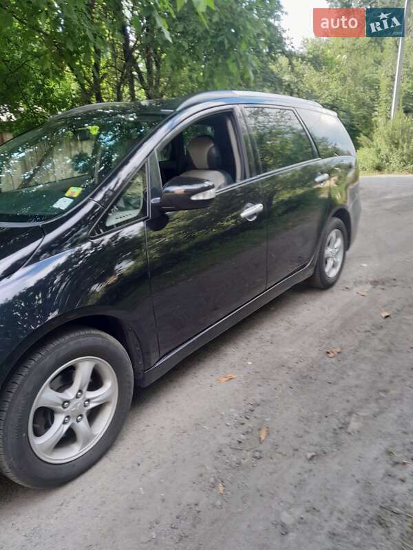 Минивэн Mitsubishi Grandis 2008 в Звягеле