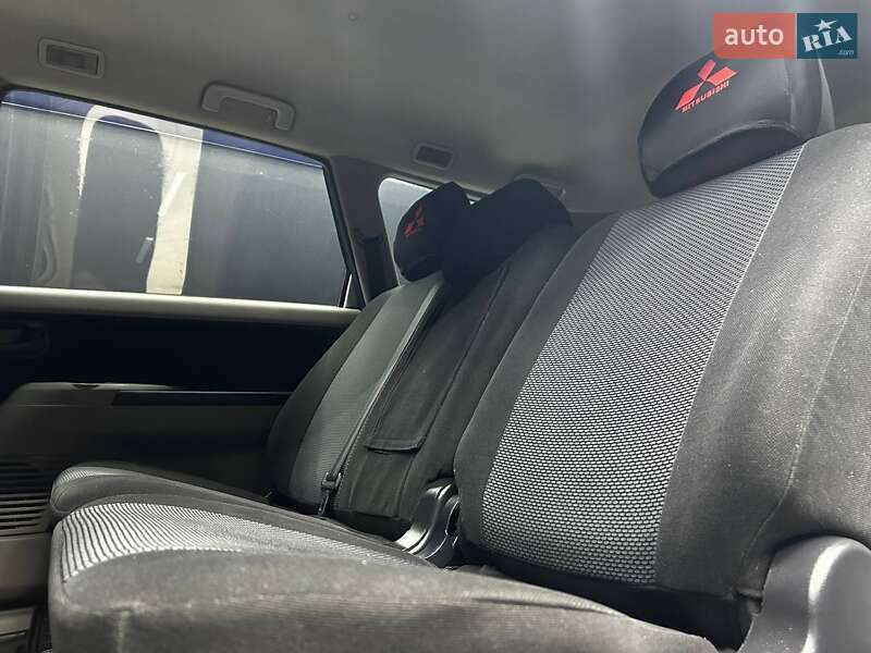 Минивэн Mitsubishi Grandis 2008 в Черновцах