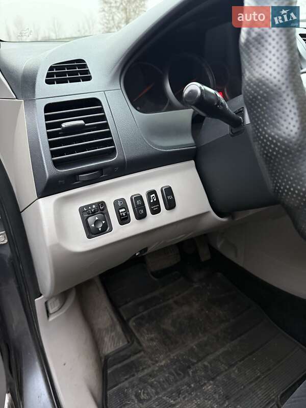 Минивэн Mitsubishi Grandis 2008 в Киеве фото 6 Минивэн Mitsubishi Grandis 2008 в Киеве