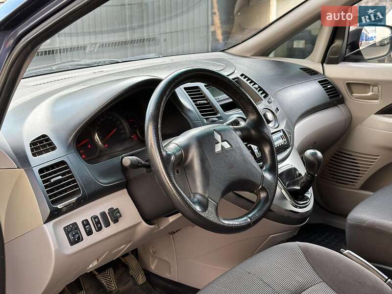 Мінівен Mitsubishi Grandis 2006 в Львові