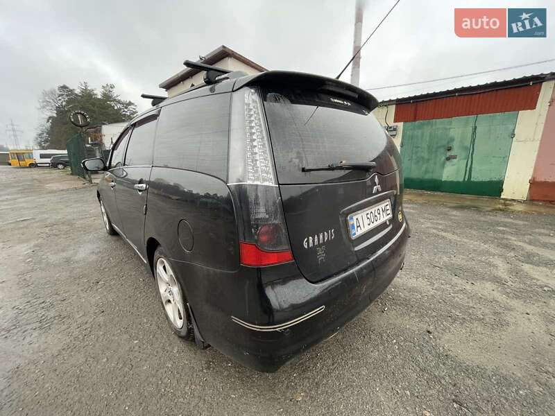 Минивэн Mitsubishi Grandis 2004 в Киеве фото 3 Минивэн Mitsubishi Grandis 2004 в Киеве
