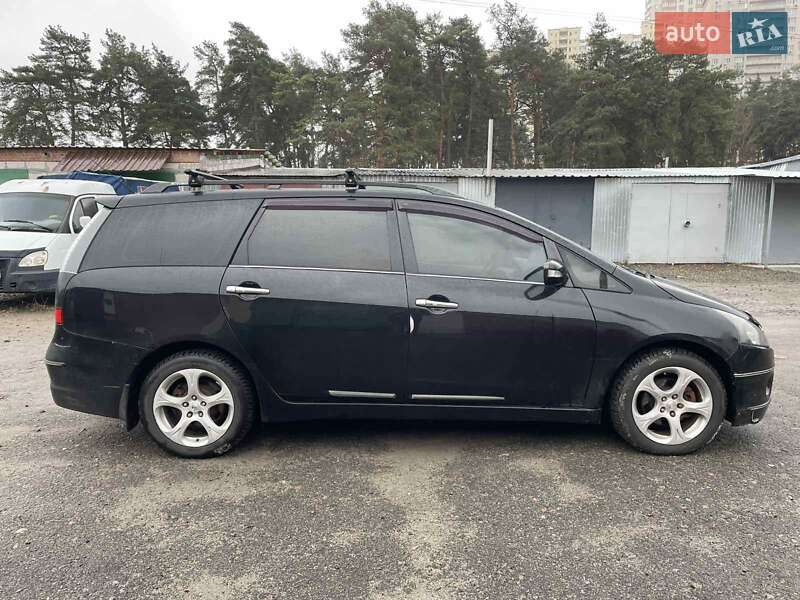 Минивэн Mitsubishi Grandis 2004 в Киеве фото 7 Минивэн Mitsubishi Grandis 2004 в Киеве