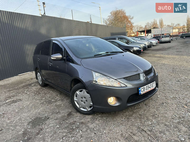Минивэн Mitsubishi Grandis 2008 в Нежине фото 3 Минивэн Mitsubishi Grandis 2008 в Нежине