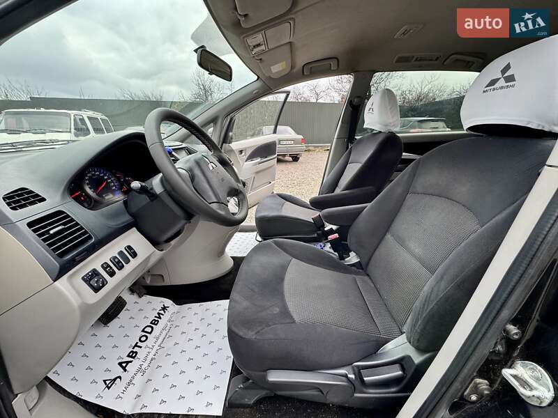 Минивэн Mitsubishi Grandis 2008 в Сумах