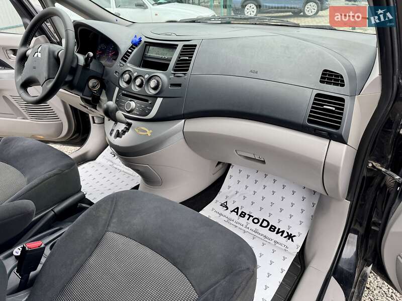 Минивэн Mitsubishi Grandis 2008 в Сумах