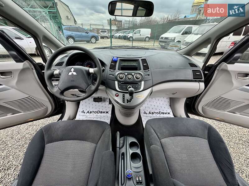 Минивэн Mitsubishi Grandis 2008 в Сумах