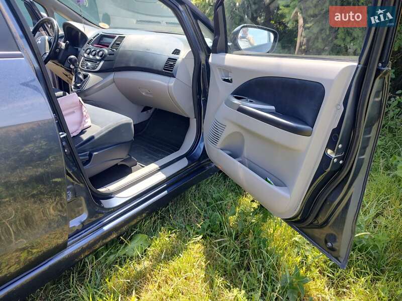 Минивэн Mitsubishi Grandis 2008 в Теребовле