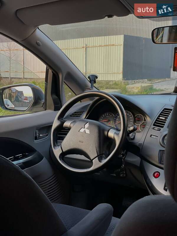Минивэн Mitsubishi Grandis 2007 в Тернополе