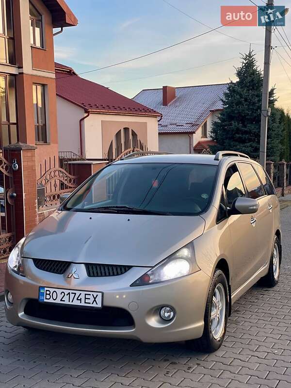 Минивэн Mitsubishi Grandis 2007 в Тернополе