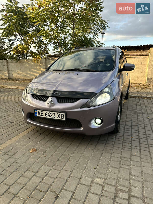 Мінівен Mitsubishi Grandis 2006 в Нікополі
