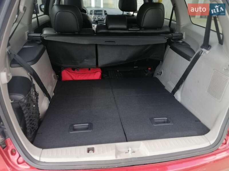 Минивэн Mitsubishi Grandis 2006 в Киеве