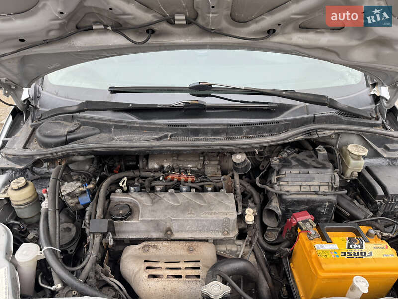 Мінівен Mitsubishi Grandis 2007 в Умані фото 9 Мінівен Mitsubishi Grandis 2007 в Умані