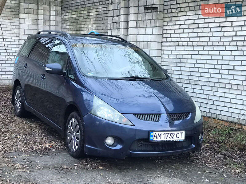 Mitsubishi Grandis 2004 Mitsubishi Grandis 2004