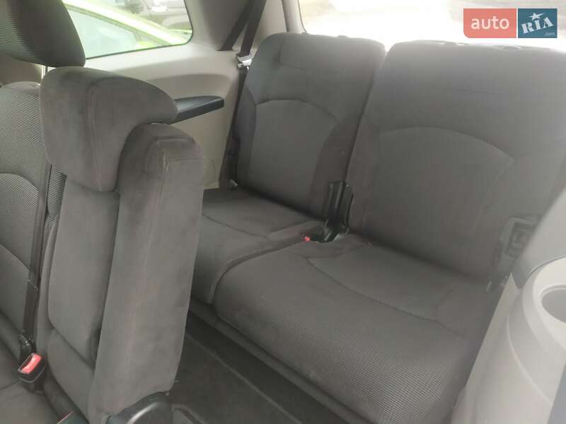 Минивэн Mitsubishi Grandis 2006 в Хмельницком