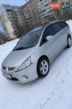 Минивэн Mitsubishi Grandis 2007 в Каменском