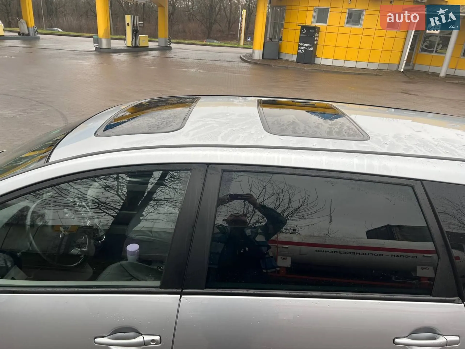 2010 Mitsubishi Grandis - мініатюра 8