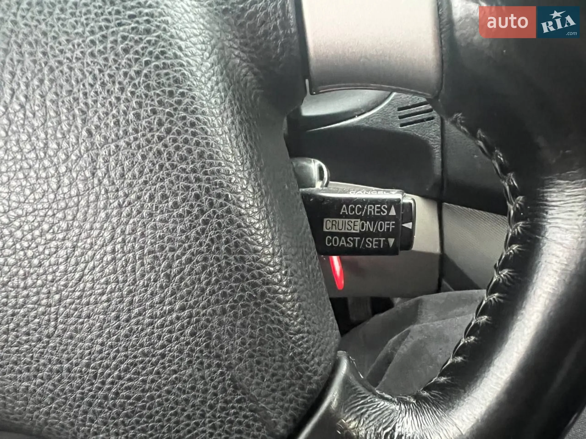 2010 Mitsubishi Grandis - мініатюра 17
