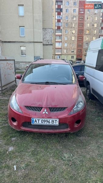 Mitsubishi Grandis 2006