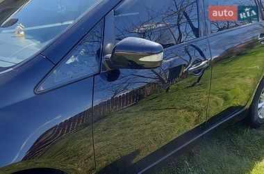 Минивэн Mitsubishi Grandis 2008 в Солотвине