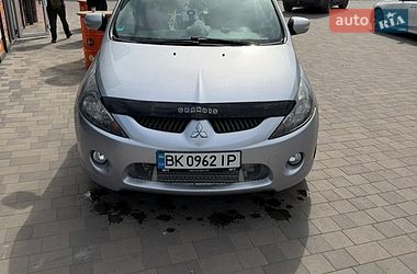 Минивэн Mitsubishi Grandis 2005 в Павлограде