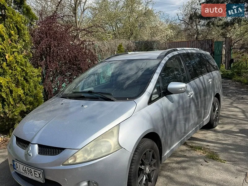 Mitsubishi Grandis 2009